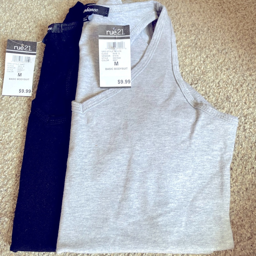 2 v neck bodysuits